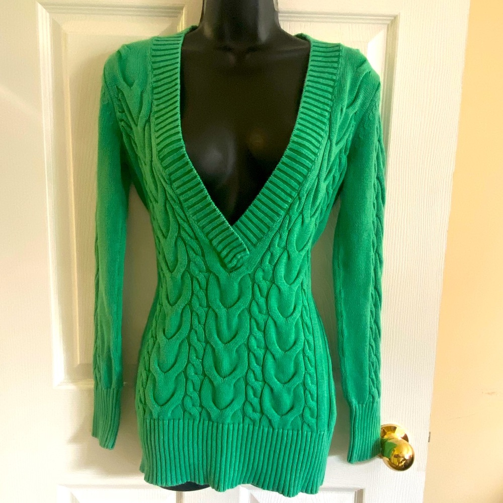 3/$25 knitted Sweater